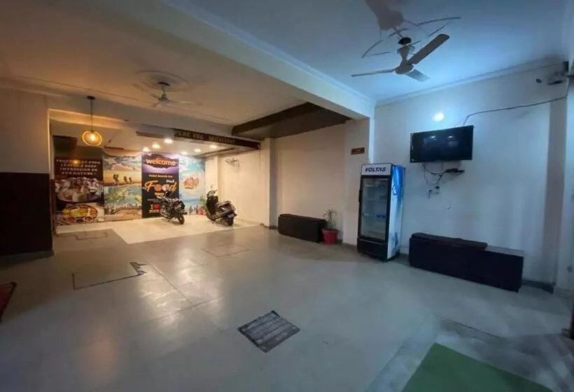 Hotelli Ananta Inn By Wb Inn