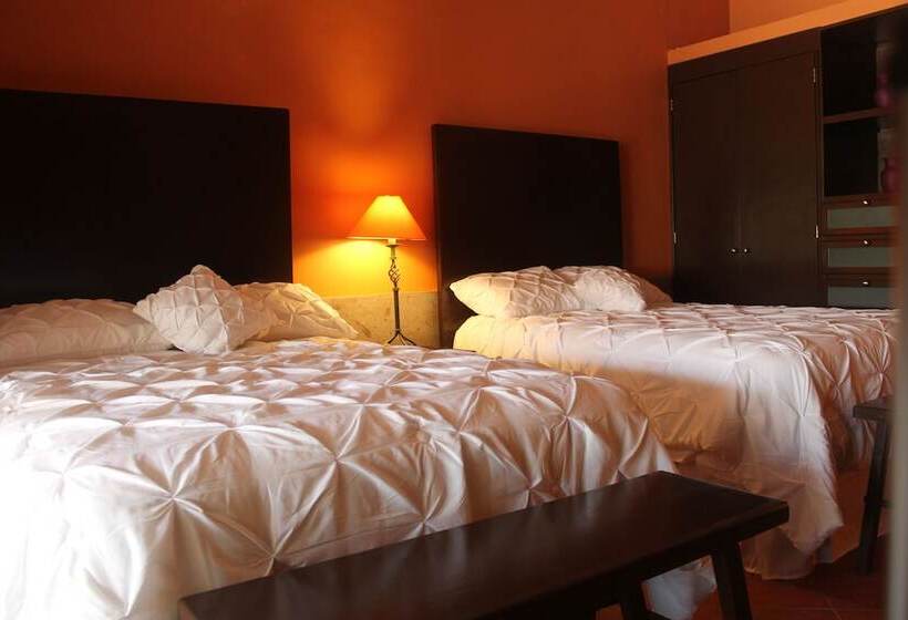 هتل Art Gallery Casona De Los Milagros