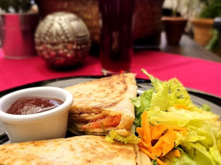 هتل Art Gallery Casona De Los Milagros