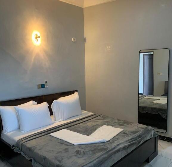 هتل Divine Grace Residence Inn