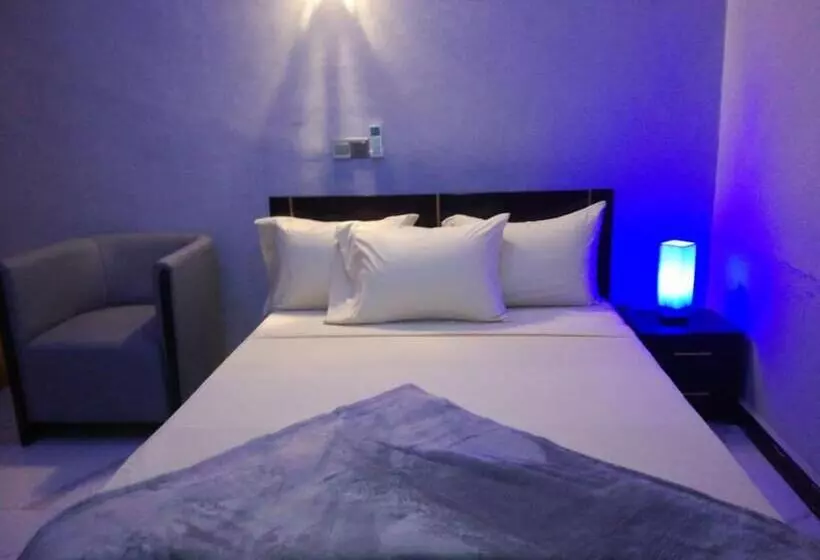 هتل Divine Grace Residence Inn