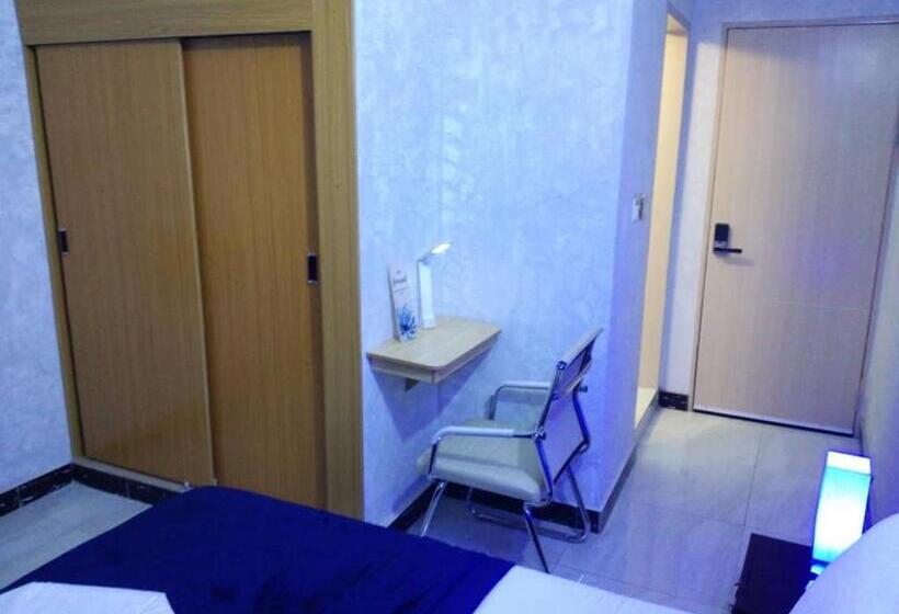 هتل Divine Grace Residence Inn