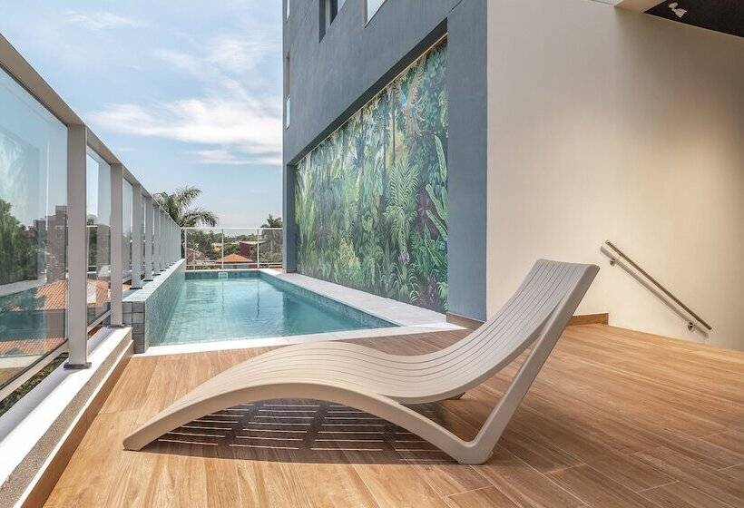 هتل único Stay & Residences By Ava