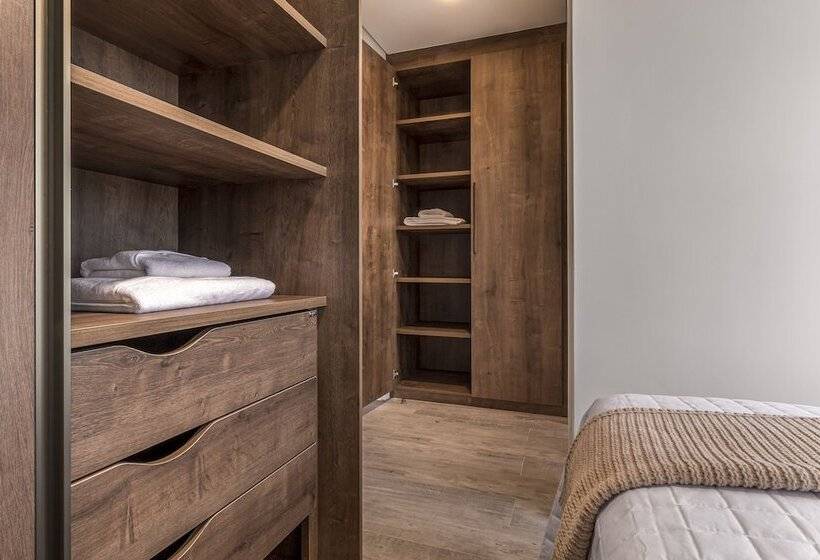 هتل único Stay & Residences By Ava