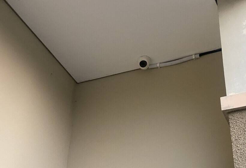 Отель Oyo Life 93265 Kos Cendana Seruni Raya