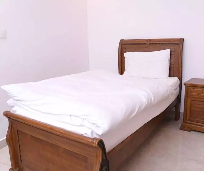 هتل Regal Residency