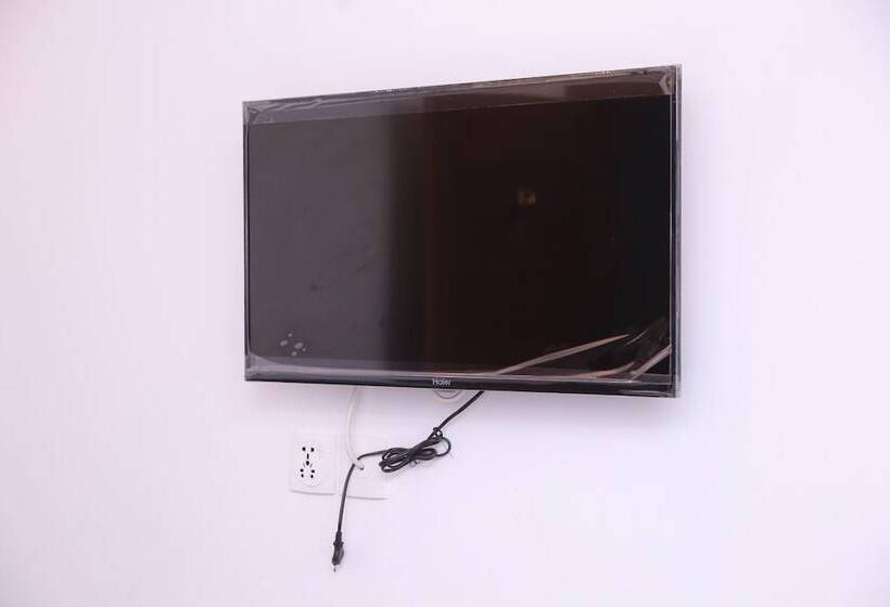 هتل Regal Residency