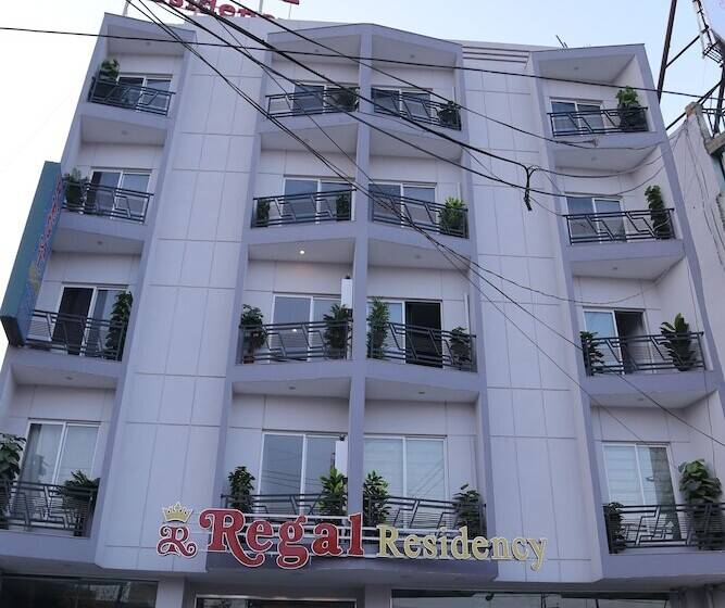 هتل Regal Residency