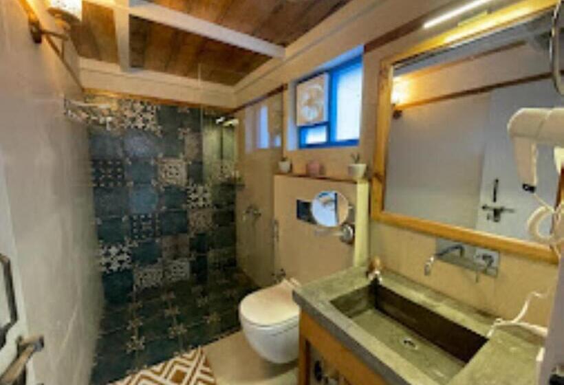 Hotel Shivaya Since 1953 , Mukteshwar