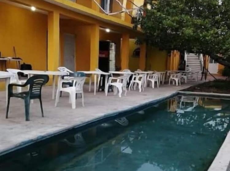 فندق Termoelectrica