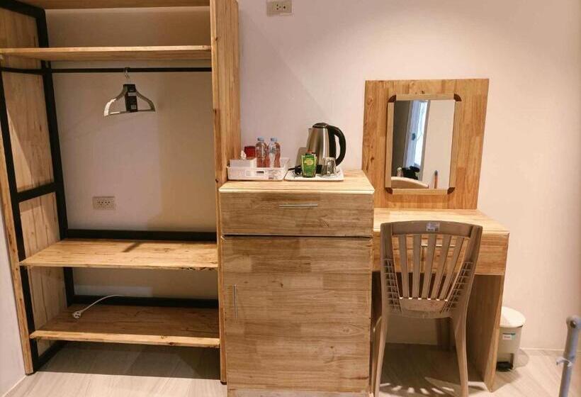 Hotel Yok Guest House