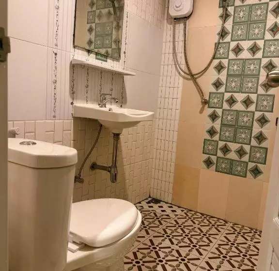 هتل Yok Guest House
