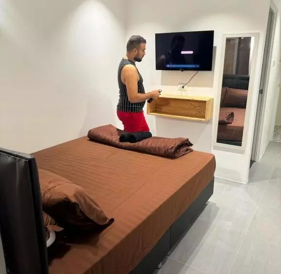 هتل Yok Guest House