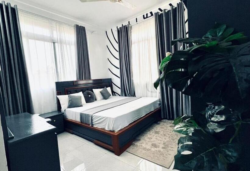 Пансион Airport Lux Rooms