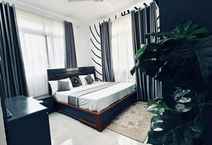 ペンション Airport Lux Rooms