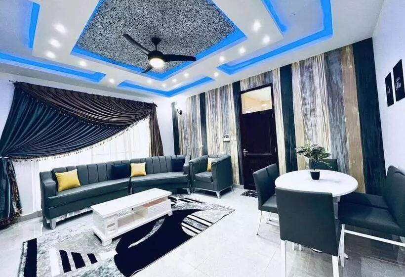 ペンション Airport Lux Rooms