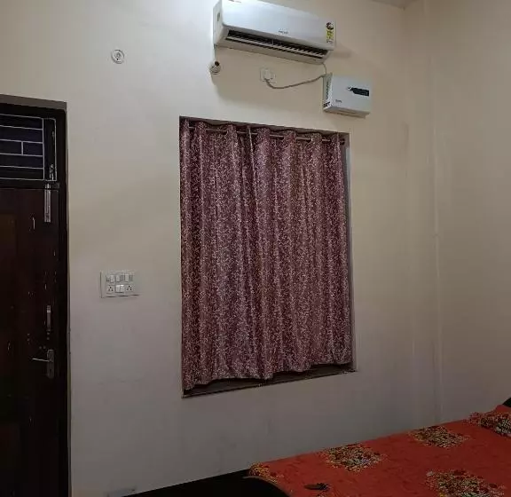 Majatalo Kamla Guest House