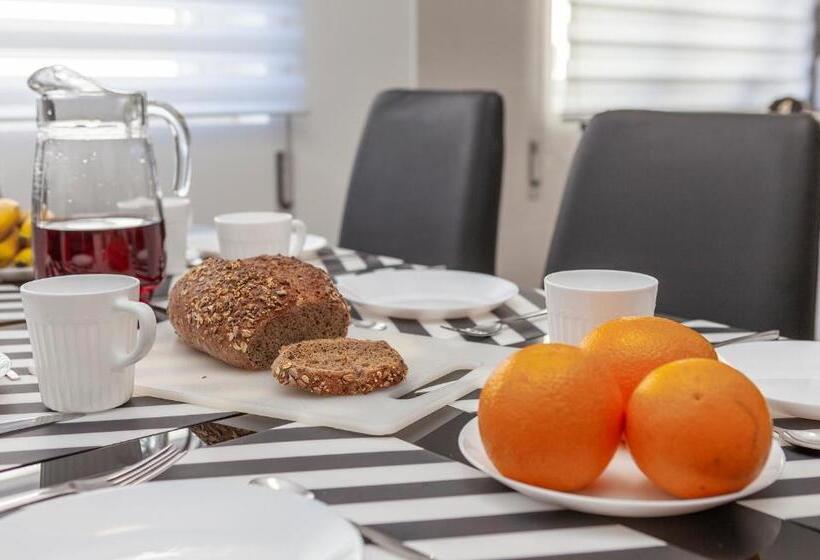 Пансион M Martin & Tomas Guesthouse