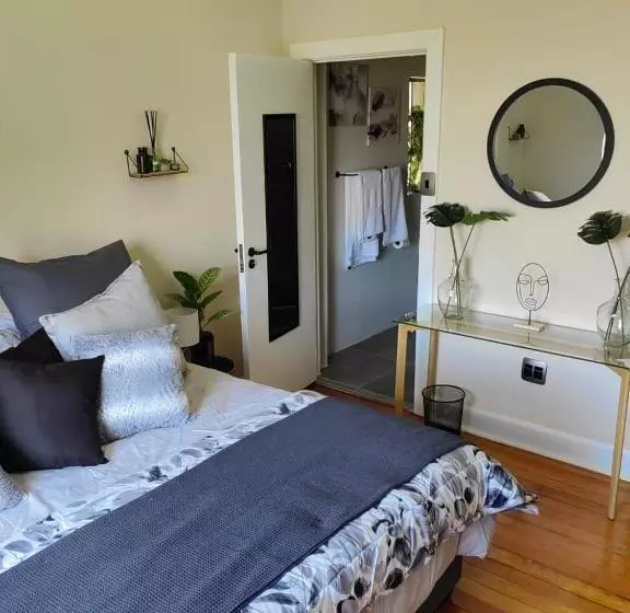 Majatalo One Three Nine On Roberts