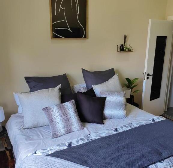 膳宿费 One Three Nine On Roberts