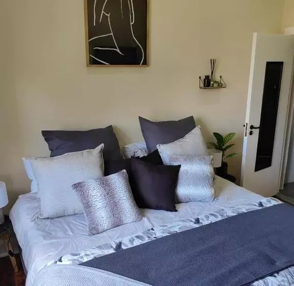 Majatalo One Three Nine On Roberts