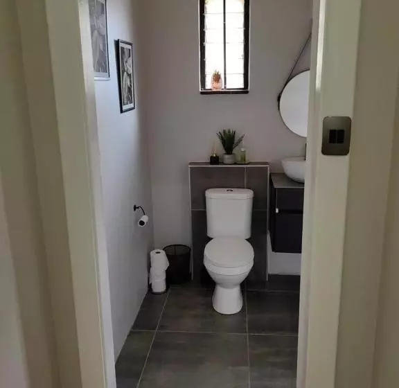 Majatalo One Three Nine On Roberts