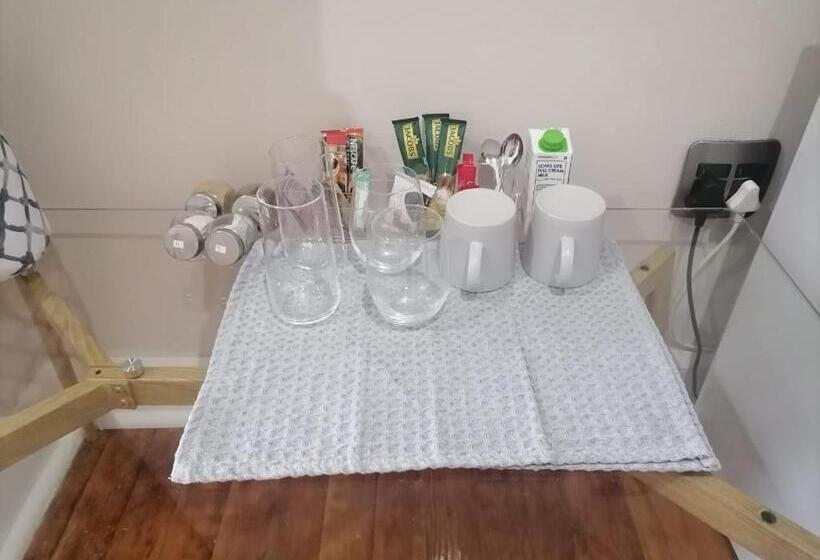 膳宿费 One Three Nine On Roberts