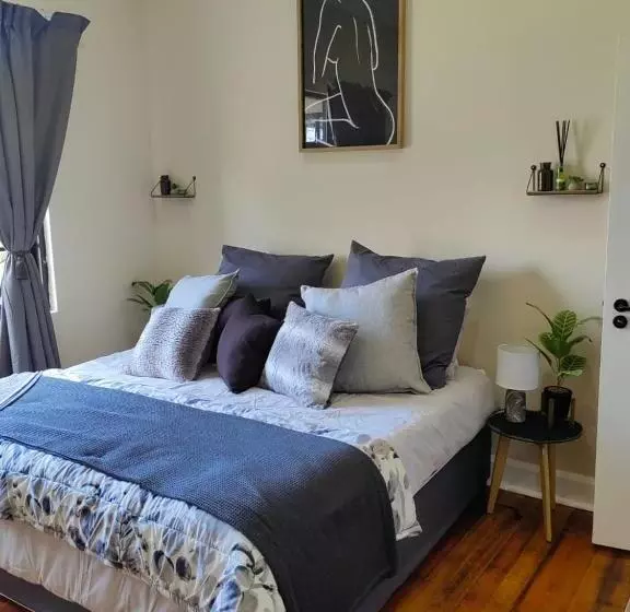 Majatalo One Three Nine On Roberts