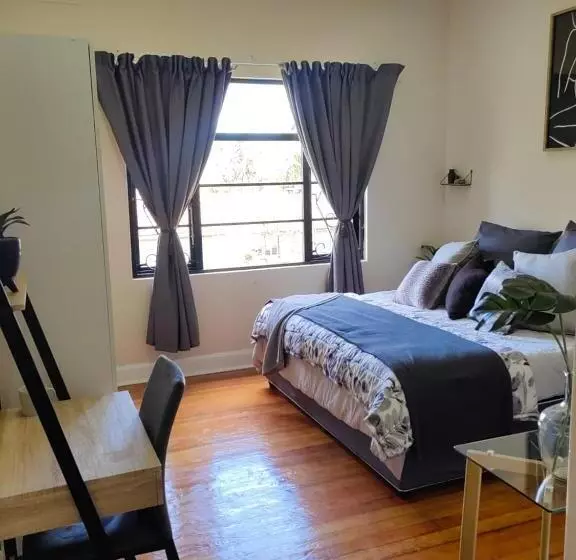 Majatalo One Three Nine On Roberts