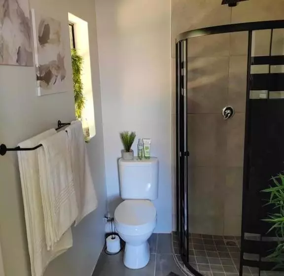 Majatalo One Three Nine On Roberts