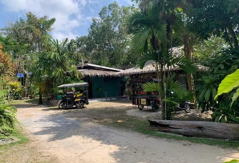 Baan Pongam Resort