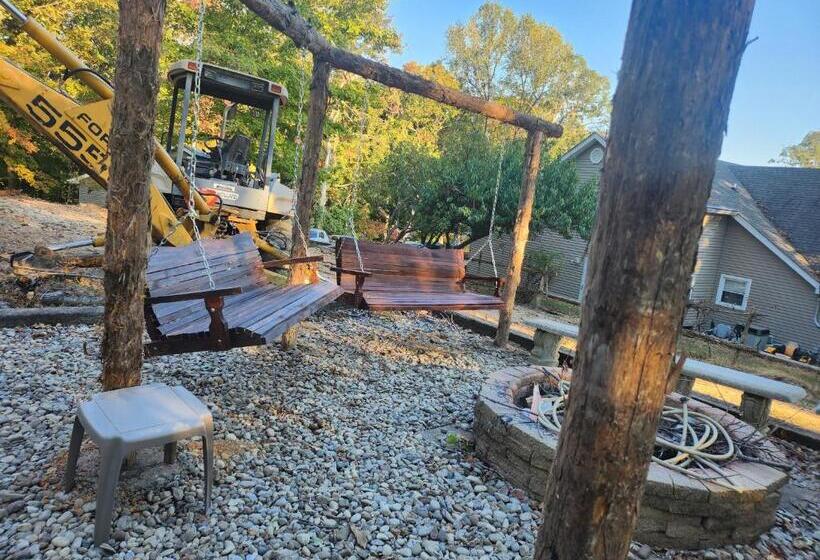 Serenity Hill Bed And Breakfast