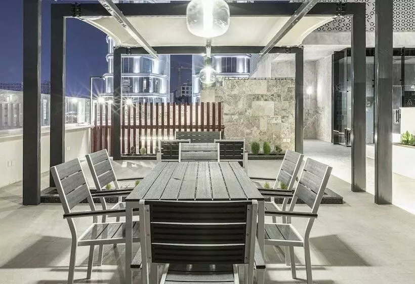 Stella Stays Olaya Tower 1