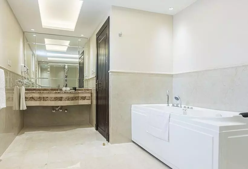 Stella Stays Olaya Tower 1