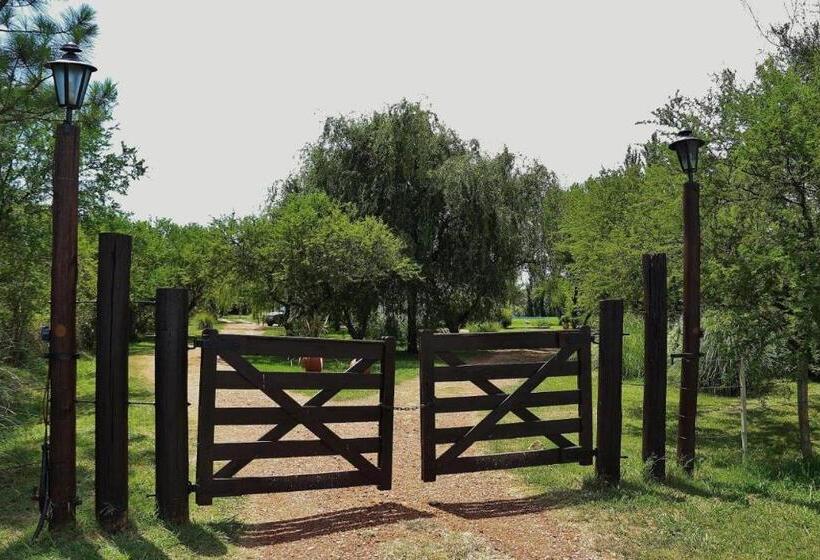 ユースホステル Valdemoro Hosteria