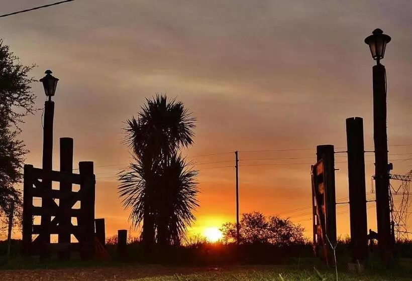 Retkeilymaja Valdemoro Hosteria