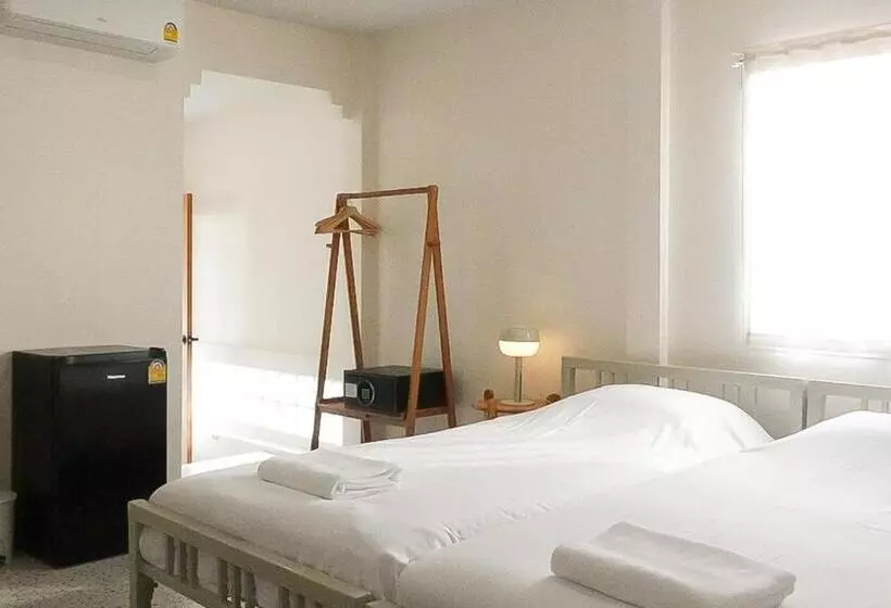 Retkeilymaja Yimwhan House 02, Ayutthaya Old Town