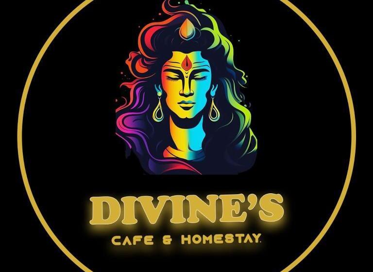 민박 Divine S Cafe & Homestay