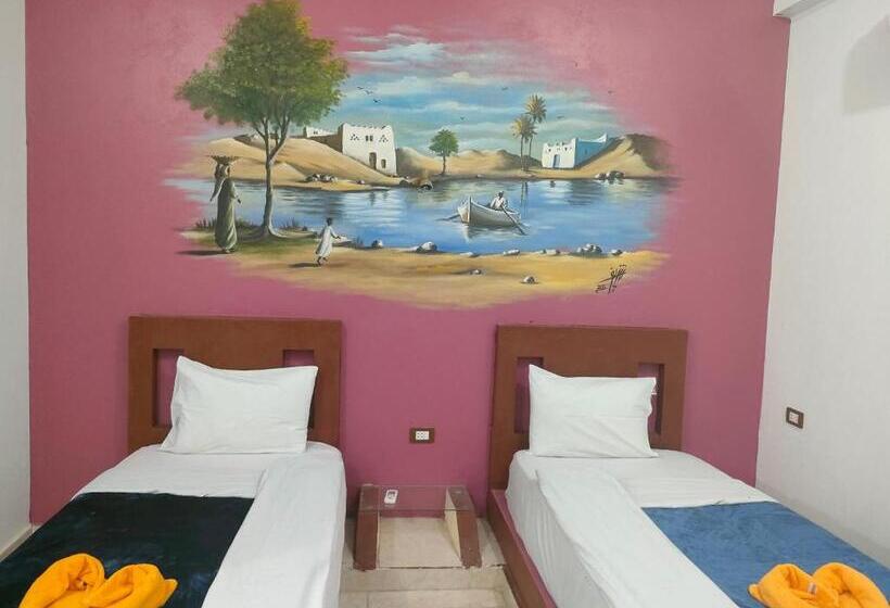 تختخواب و صبحانه Nukud Guest House