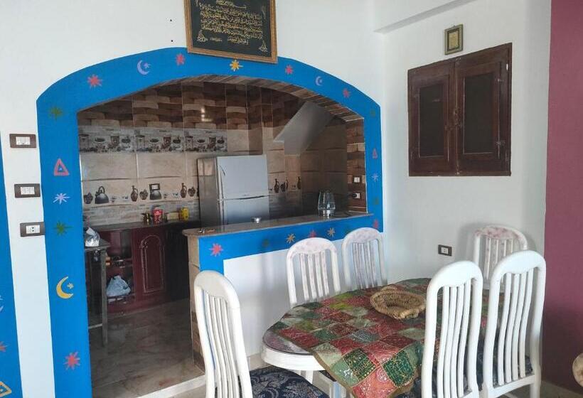 تختخواب و صبحانه Nukud Guest House