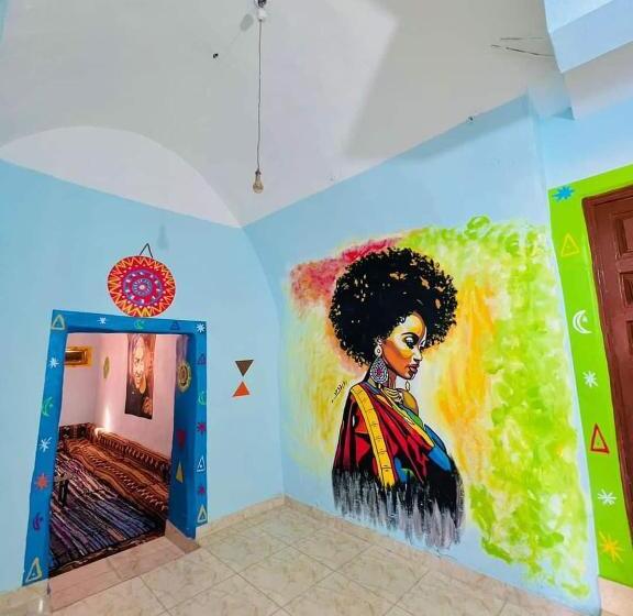 تختخواب و صبحانه Nukud Guest House