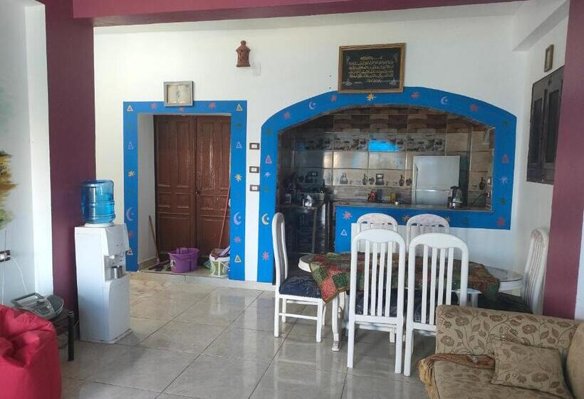 تختخواب و صبحانه Nukud Guest House