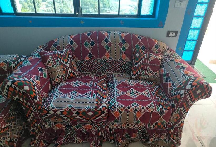 تختخواب و صبحانه Nukud Guest House