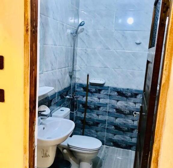 تختخواب و صبحانه Nukud Guest House