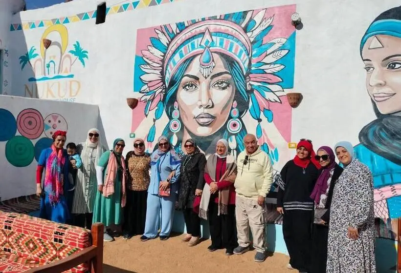 تختخواب و صبحانه Nukud Guest House