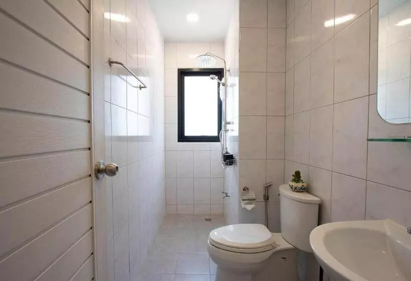 Gate78 Hostel Maephim Beach