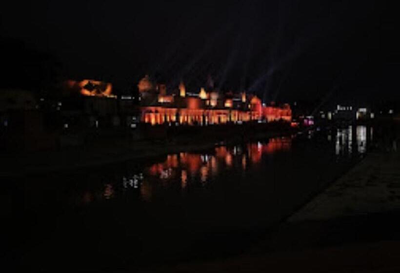 Hotel Beena Residency And Restaurant Ayodhya