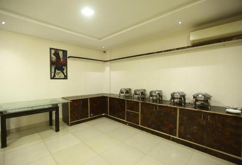 בית מלון כפרי Orchid & Banquet