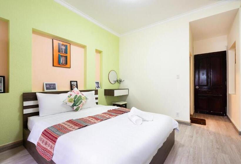 هتل Planet Homestay