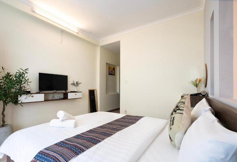 هتل Planet Homestay